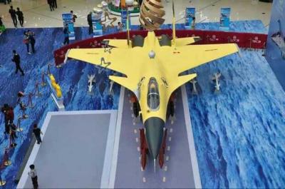 殲擊機(jī)